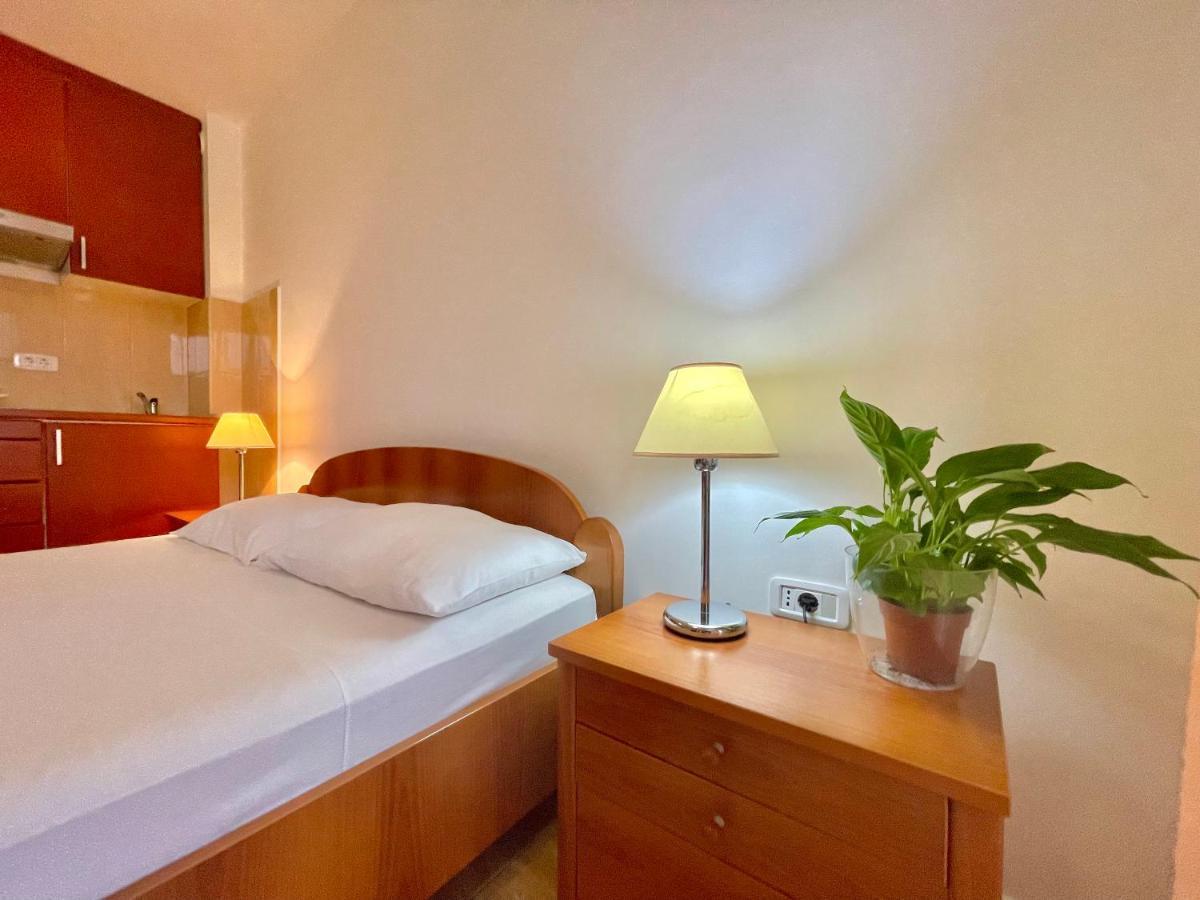 Apartments Boreta Becici 布德瓦 外观 照片