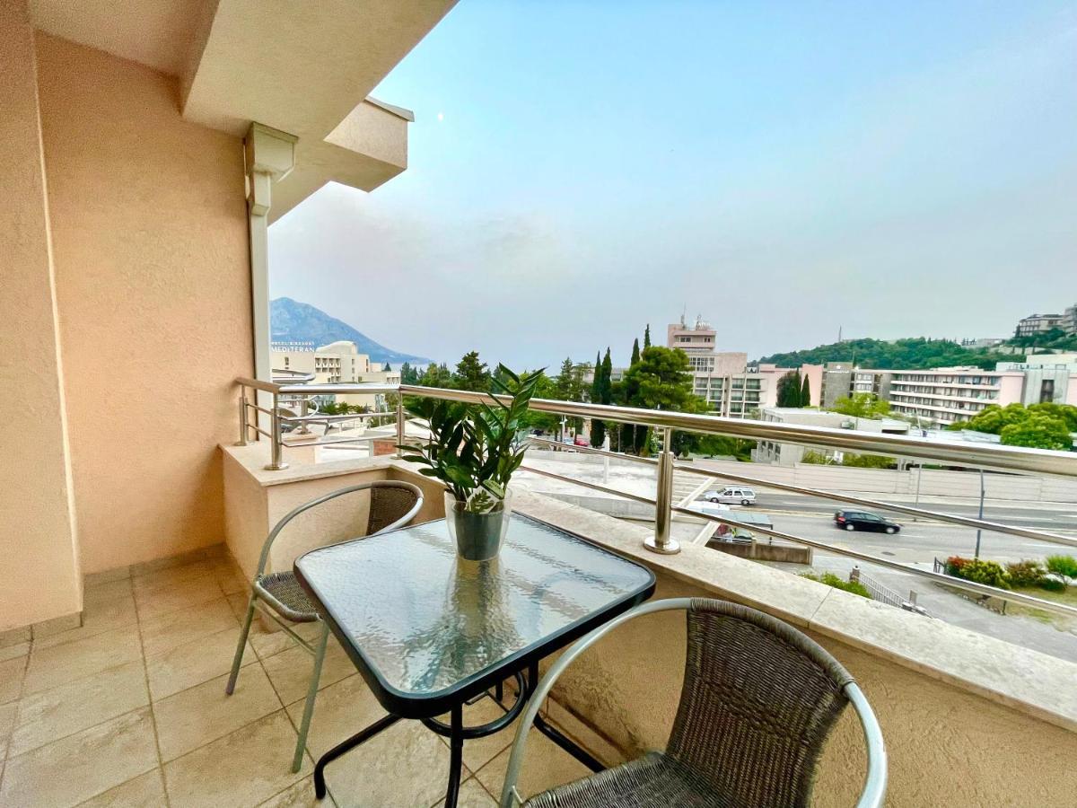Apartments Boreta Becici 布德瓦 外观 照片