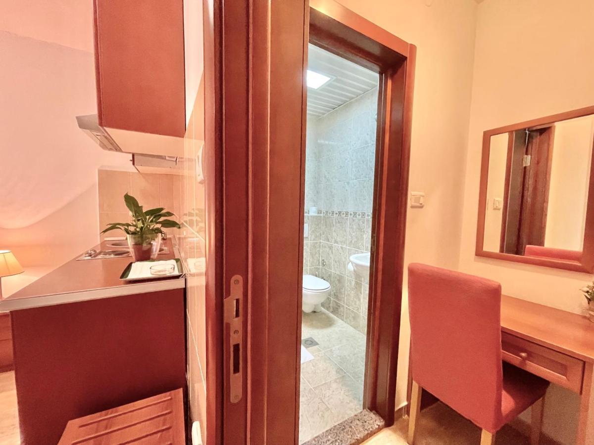 Apartments Boreta Becici 布德瓦 外观 照片