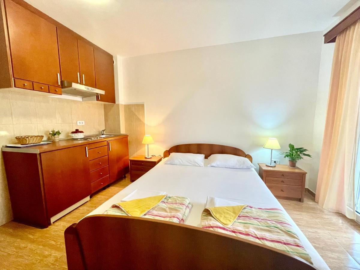 Apartments Boreta Becici 布德瓦 外观 照片