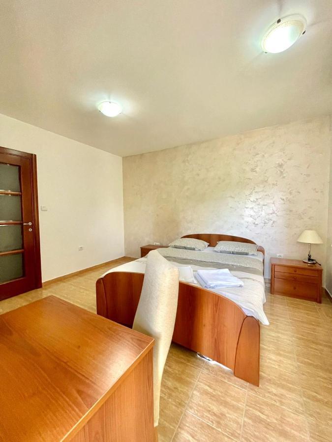 Apartments Boreta Becici 布德瓦 外观 照片