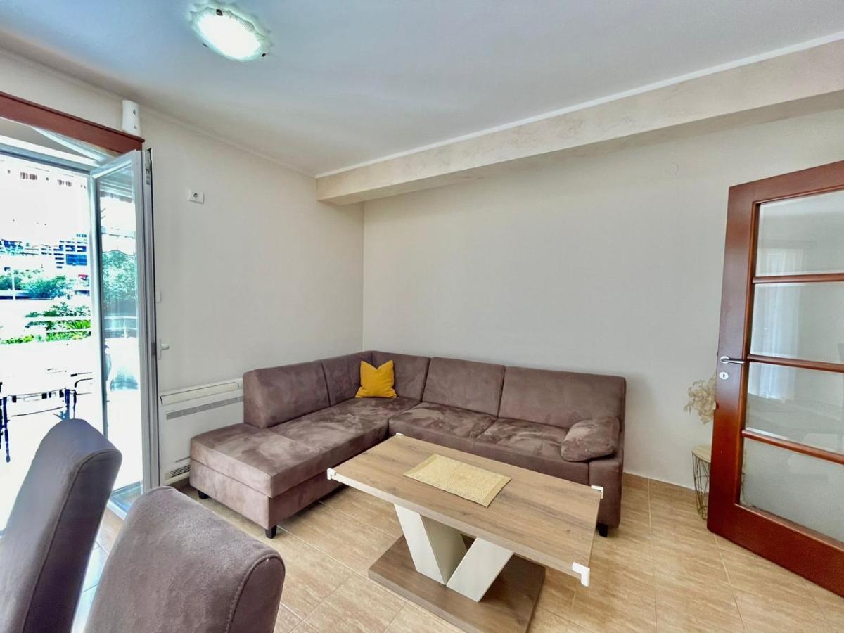 Apartments Boreta Becici 布德瓦 外观 照片