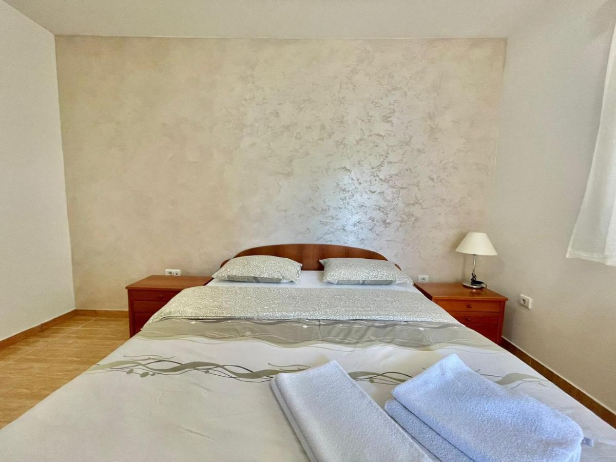 Apartments Boreta Becici 布德瓦 外观 照片