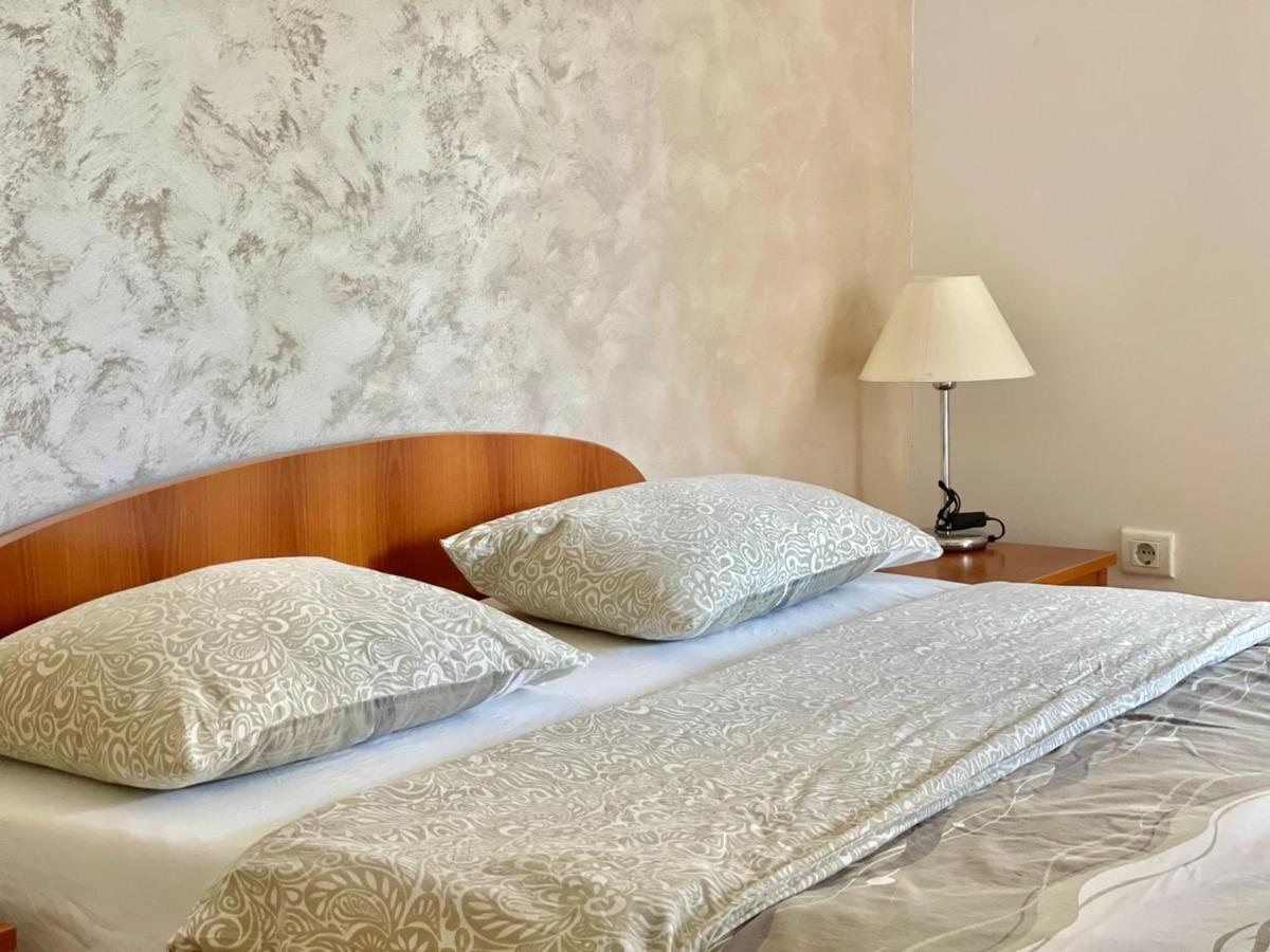 Apartments Boreta Becici 布德瓦 外观 照片