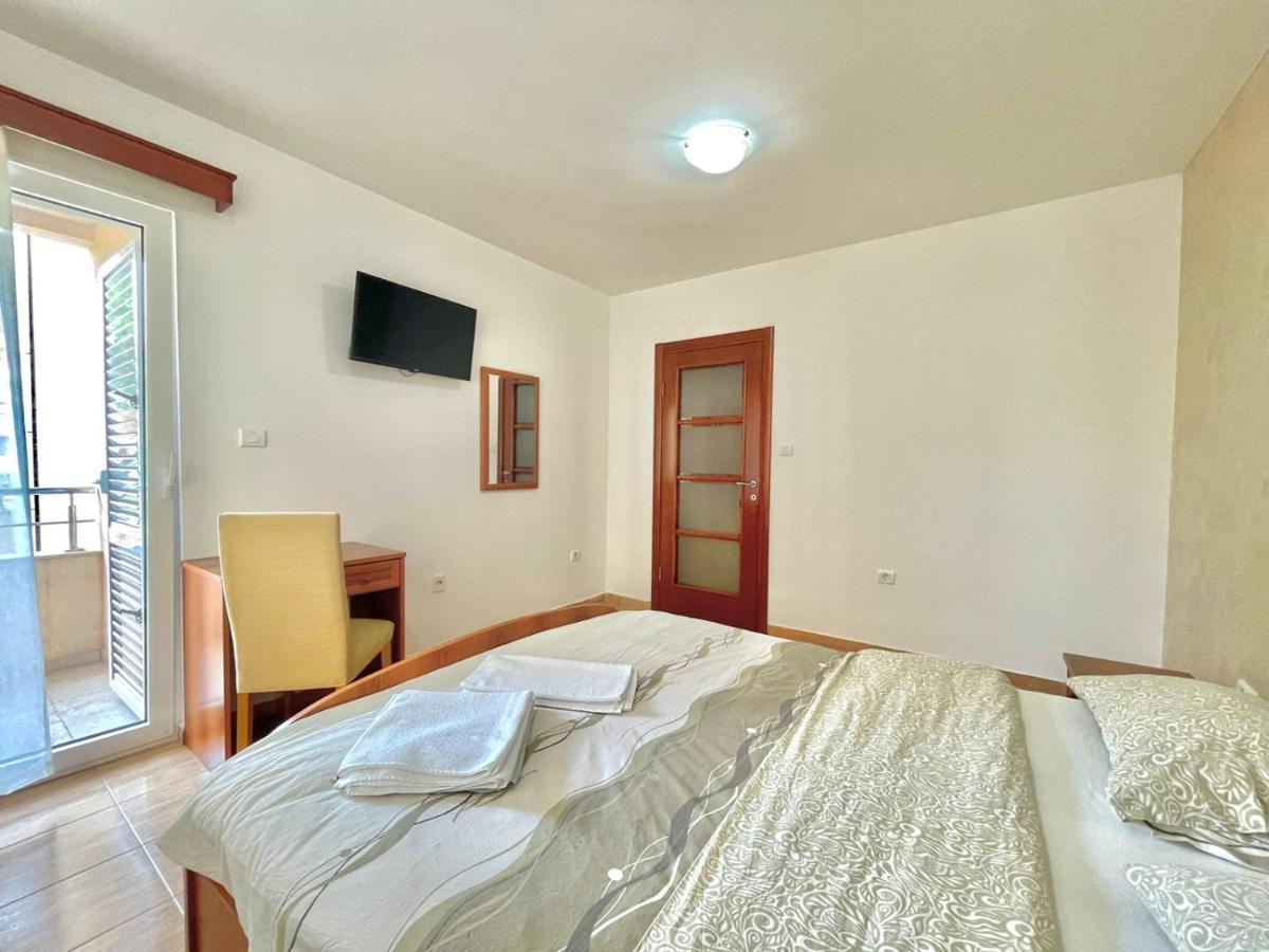Apartments Boreta Becici 布德瓦 外观 照片